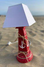 Lampe modèle Phare rouge