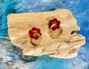 Créoles dorées avec pendentif fleur en résine