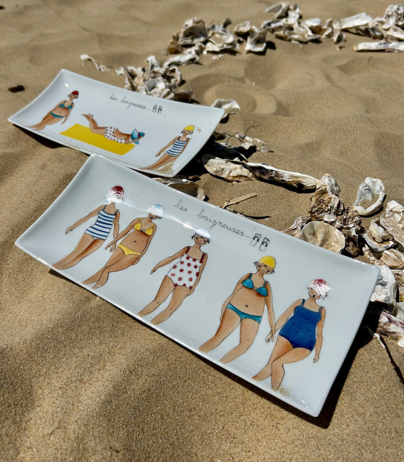 Plat à cake motif baigneuses