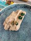 Créoles dorées avec pendentif fleur en résine