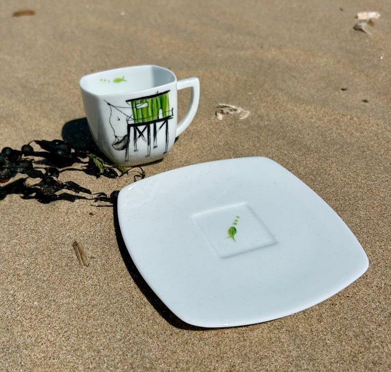 Tasse à café motif carrelet & sa soucoupe