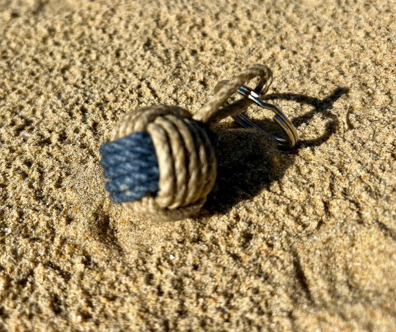Porte clé pomme de touline