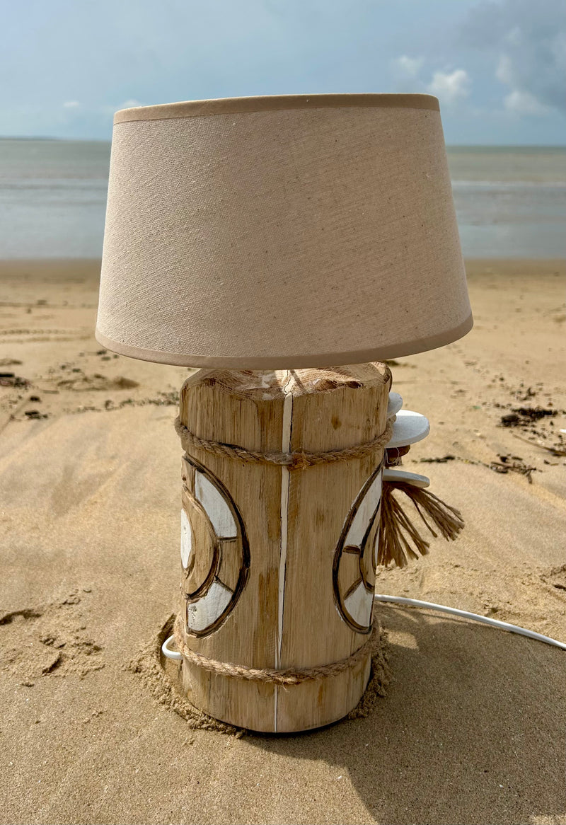 Lampes artisanales en bois recyclé "Lueurs d’Océan"