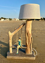 Lampe en bois flotté Baigneuse