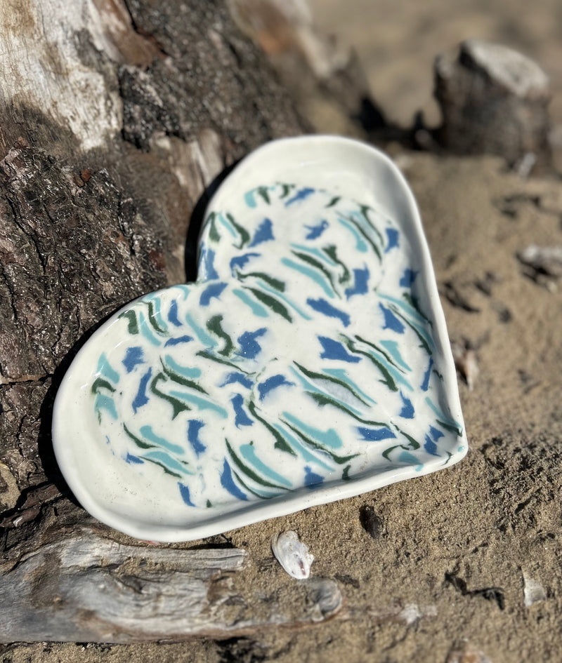 Vide poche "Cœur d'écume" en porcelaine artisanale