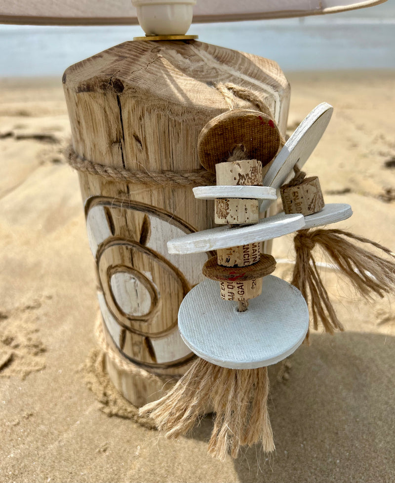 Lampes artisanales en bois recyclé "Lueurs d’Océan"