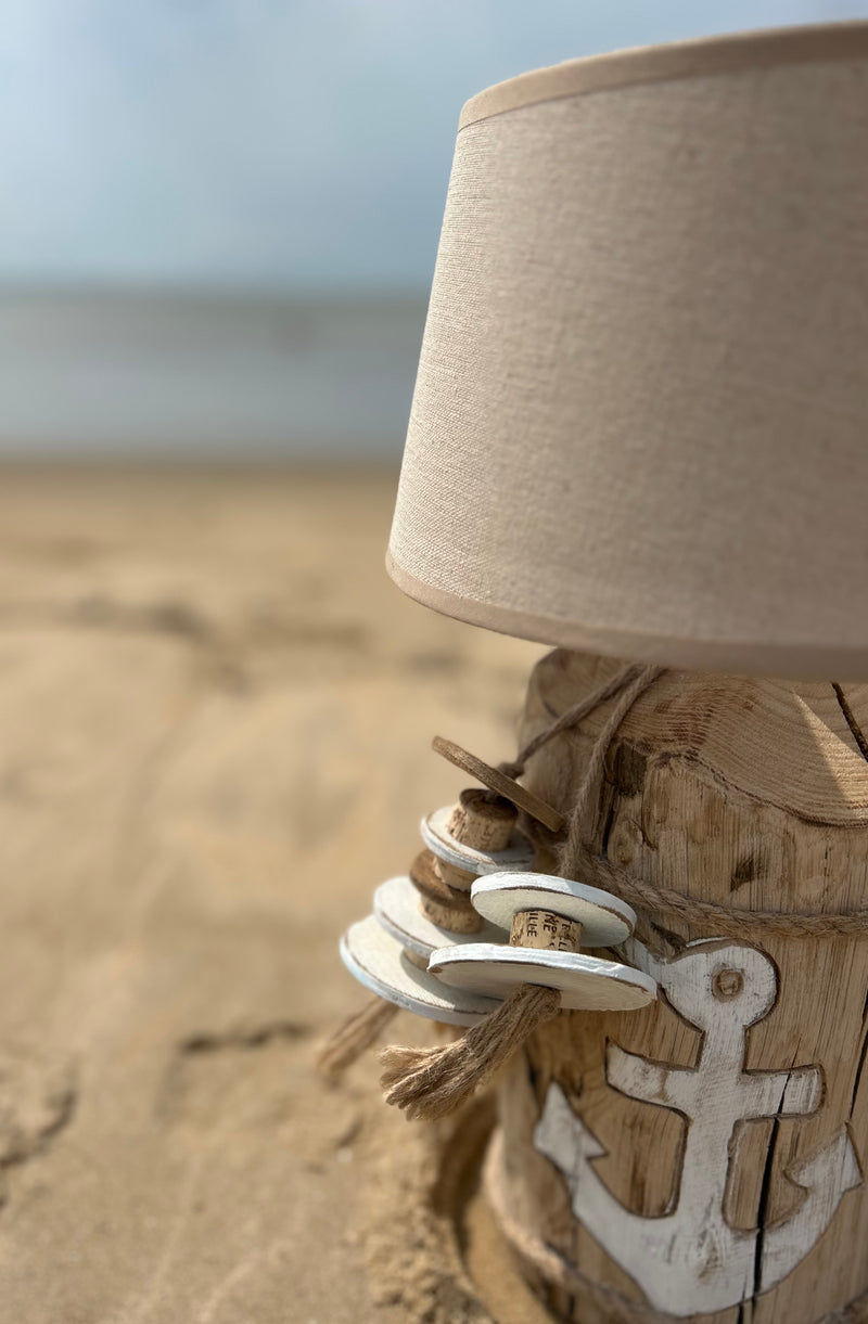 Lampes artisanales en bois recyclé "Lueurs d’Océan"