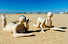Sculpture en céramique "Femme à la plage"