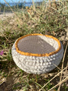 Pot "tricoté" bordure orange