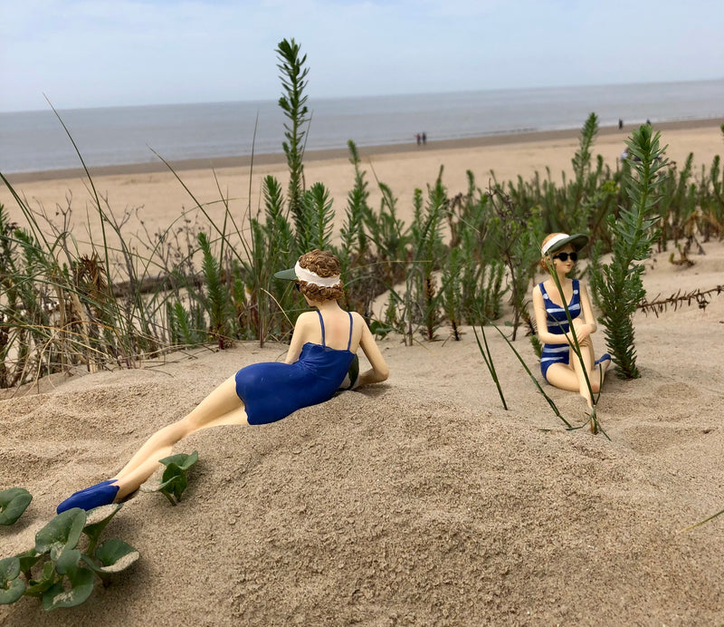 Figurine baigneuse Casquette Maud